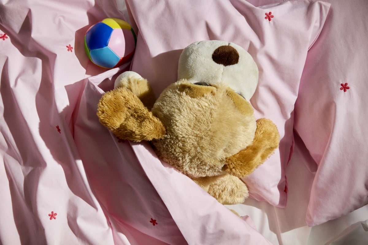 Daisy Sengetøj Junior 100x140 cm Pink/rød